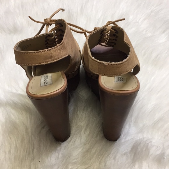 Steve Madden Woki Wedge Shoes. Size 10 - Picture 3 of 8